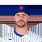 Pete Alonso batting for the Mets