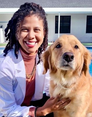 Dr. Yaritza Serrano-Laureano, On-Site Veterinarian at Pet Paradise Lake Buena Vista