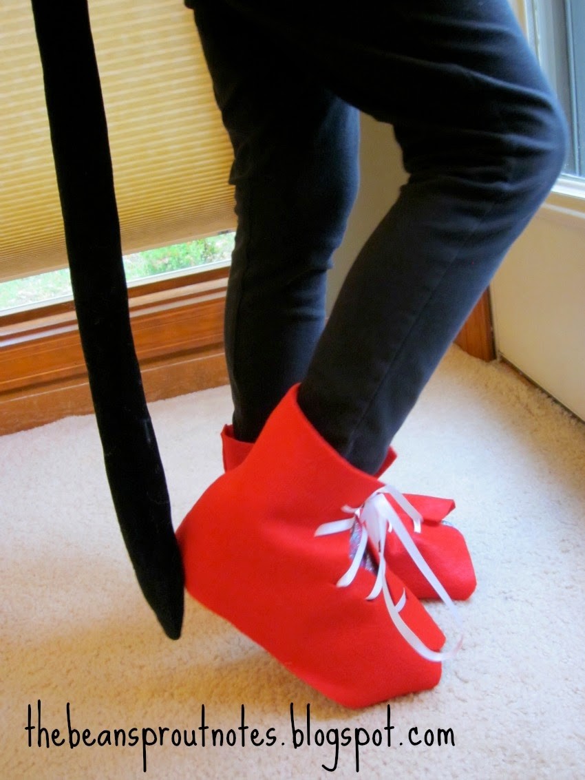 Step into Pete’s Shoes: DIY Pete the Cat Shoe Covers for a Groovy Costume