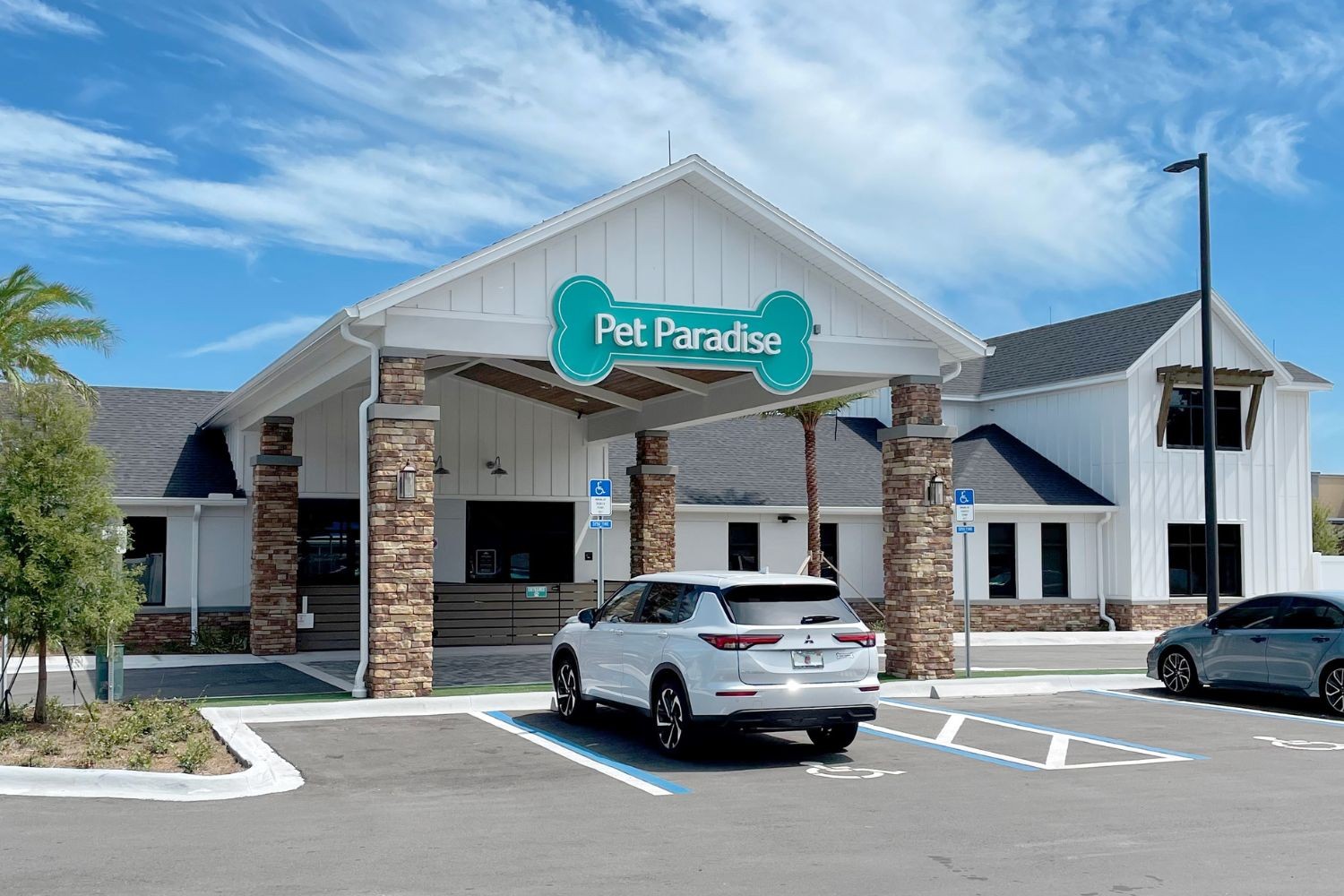 Pet Paradise Lake Nona Resort Front