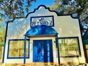 Pet Shotz Clinic Front Entrance at New Location